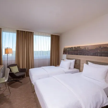 Holiday Inn Frankfurt Airport By Ihg-2